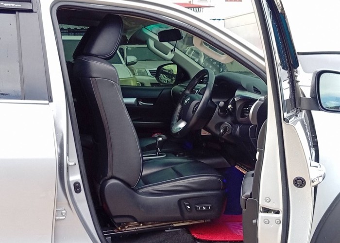 Used 6
                    TOYOTA
                     for Sale Image