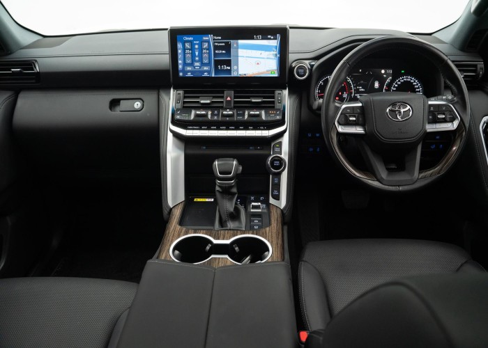 Used 8
                    TOYOTA
                     for Sale Image