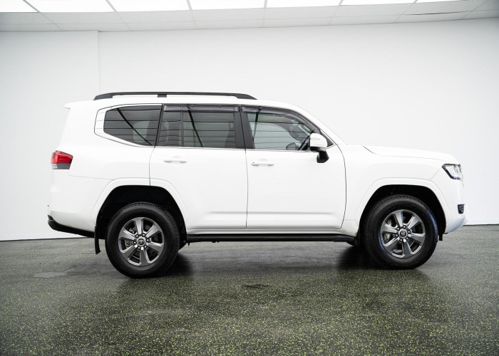 Used 8
                    TOYOTA
                     for Sale Image