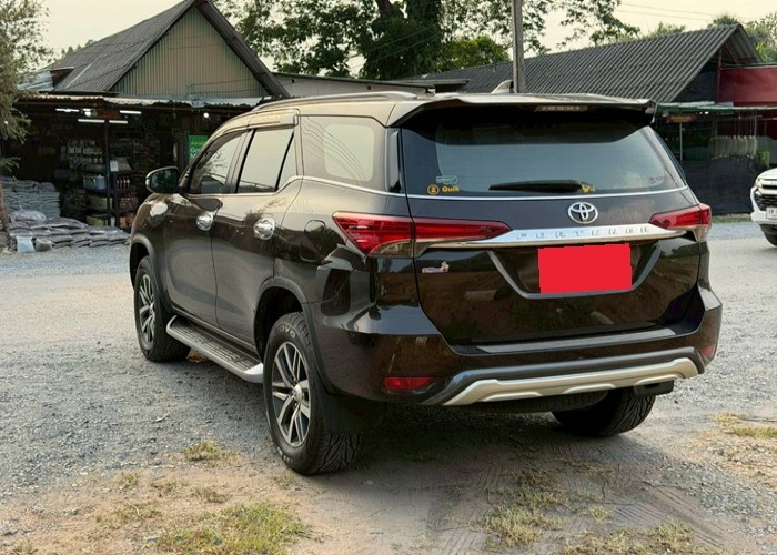 Used 10
                    TOYOTA
                     for Sale Image