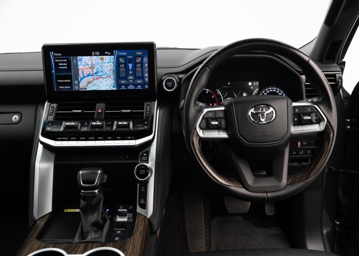 Used 12
                    TOYOTA
                     for Sale Image