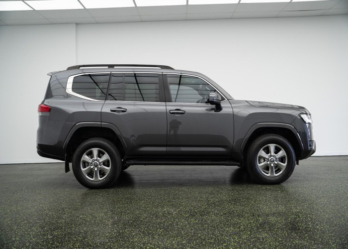 Used 12
                    TOYOTA
                     for Sale Image