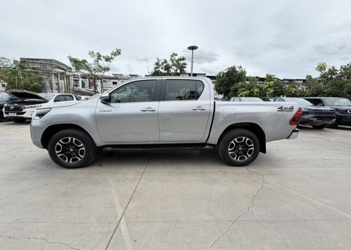 Used 4
                    TOYOTA
                     for Sale Image