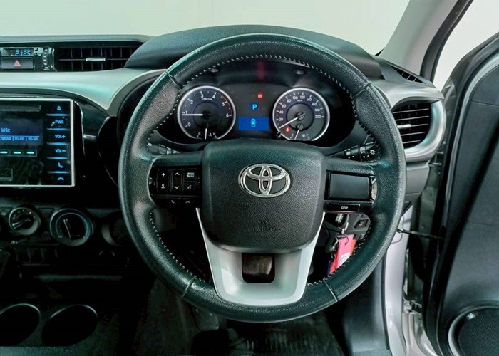 Used 12
                    TOYOTA
                     for Sale Image