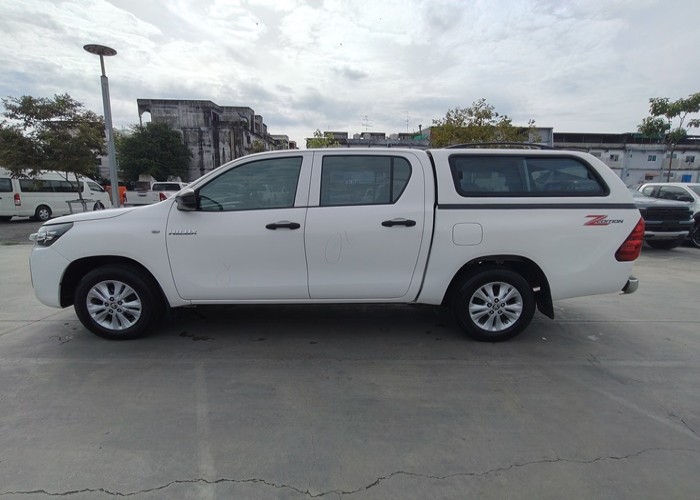 Used 10
                    TOYOTA
                     for Sale Image