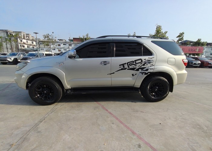 Used 5
                    TOYOTA
                     for Sale Image