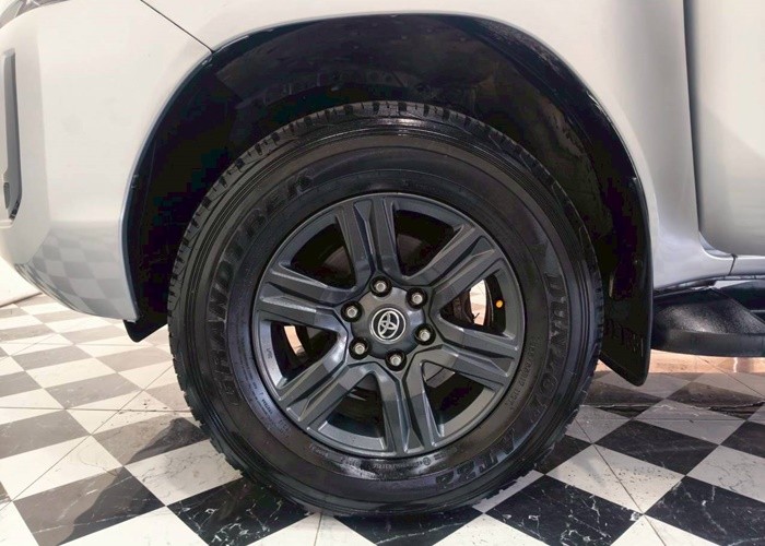Used 9
                    TOYOTA
                     for Sale Image