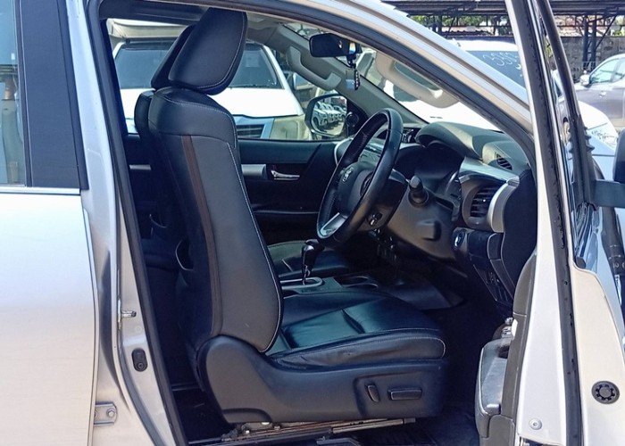 Used 9
                    TOYOTA
                     for Sale Image