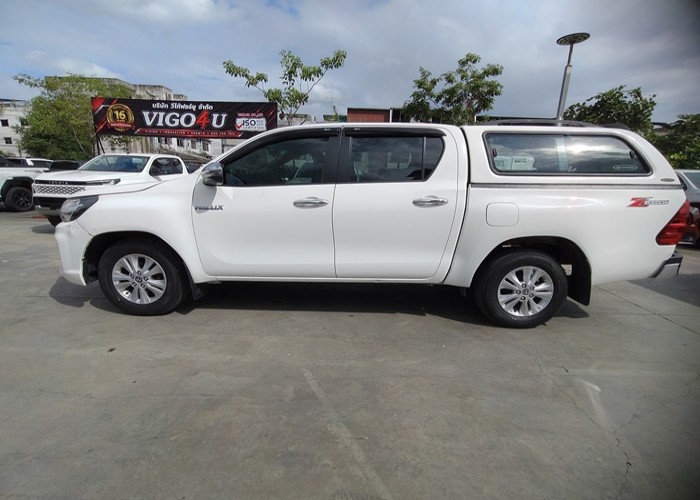 Used 5
                    TOYOTA
                     for Sale Image