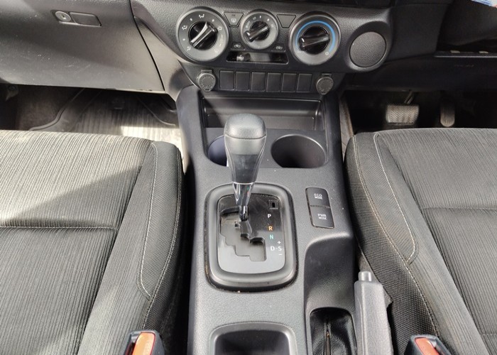 Used 5
                    TOYOTA
                     for Sale Image