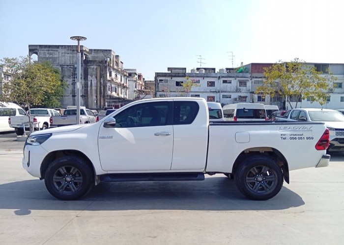 Used 12
                    TOYOTA
                     for Sale Image