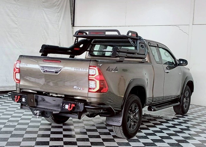 Used 12
                    TOYOTA
                     for Sale Image