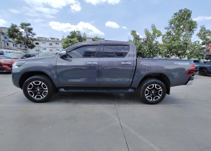 Used 4
                    TOYOTA
                     for Sale Image