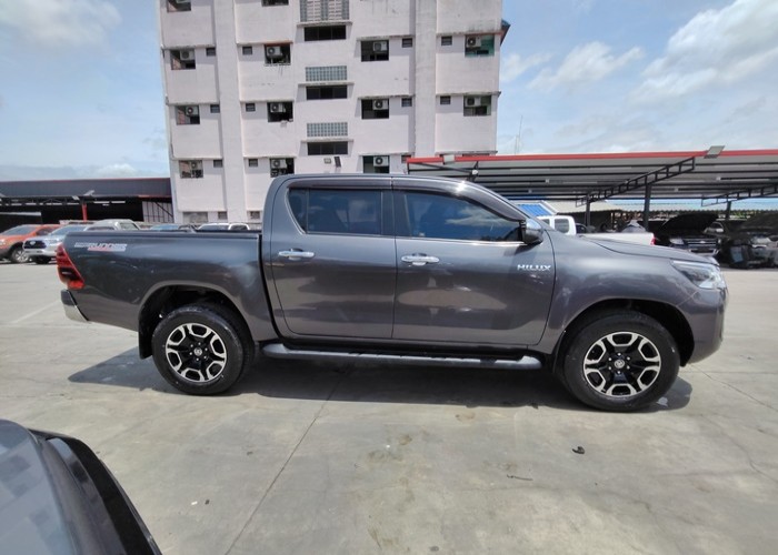 Used 4
                    TOYOTA
                     for Sale Image