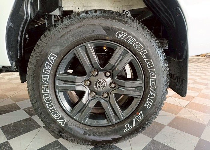 Used 12
                    TOYOTA
                     for Sale Image