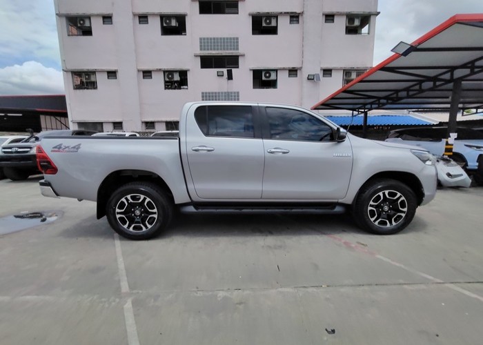 Used 5
                    TOYOTA
                     for Sale Image