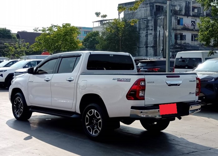 Used 4
                    TOYOTA
                     for Sale Image