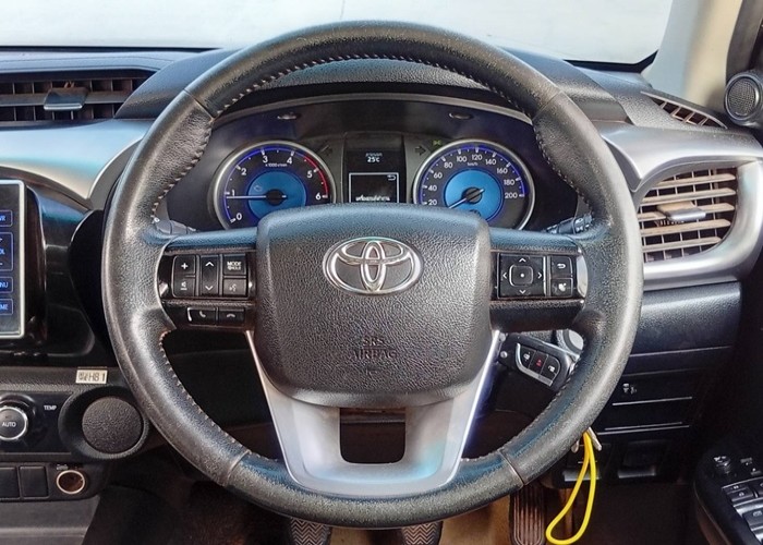 Used 5
                    TOYOTA
                     for Sale Image