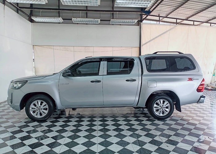 Used 11
                    TOYOTA
                     for Sale Image