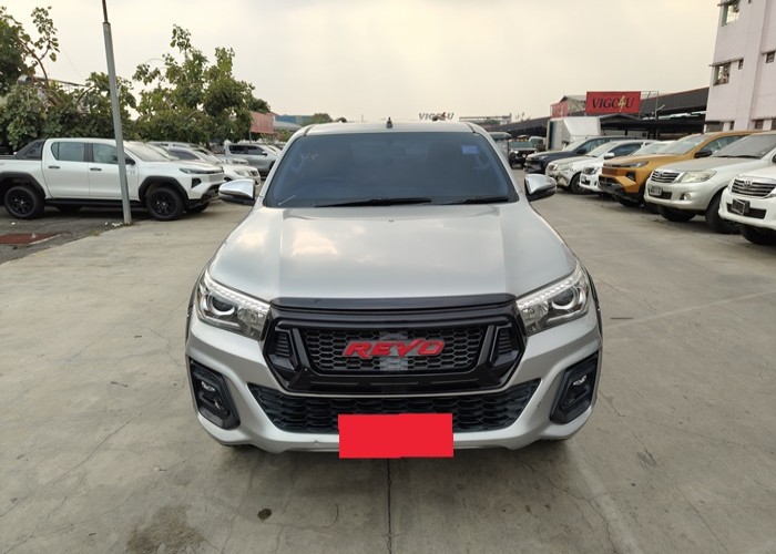 Used 12
                    TOYOTA
                     for Sale Image