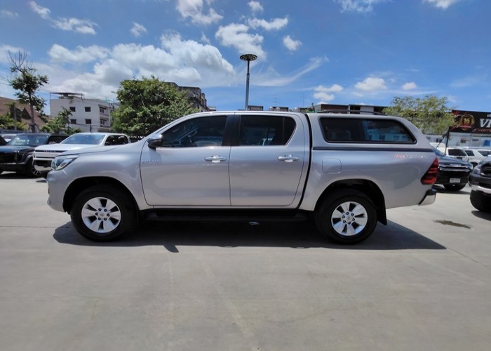 Used 11
                    TOYOTA
                     for Sale Image