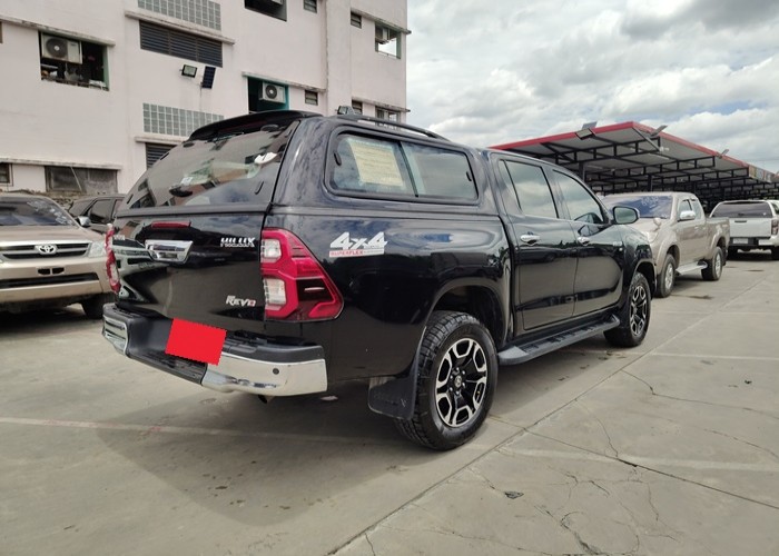 Used 8
                    TOYOTA
                     for Sale Image