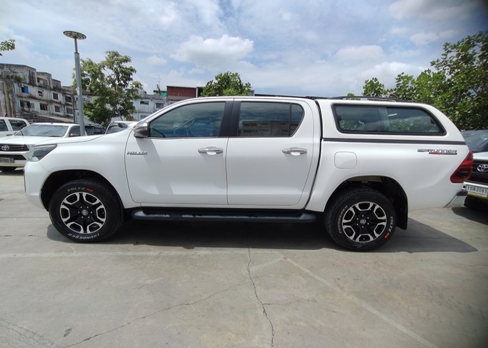 Used 3
                    TOYOTA
                     for Sale Image