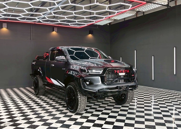 Used 7
                    TOYOTA
                     for Sale Image