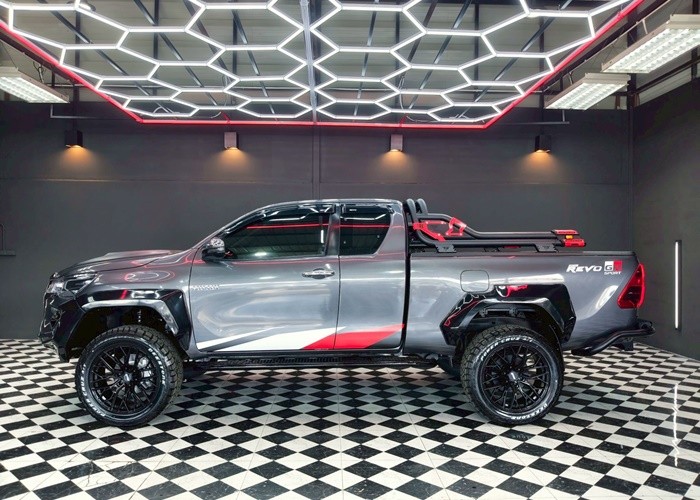 Used 7
                    TOYOTA
                     for Sale Image