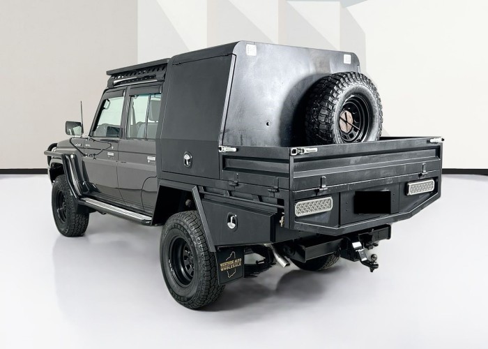 Used 1
                    TOYOTA
                     for Sale Image