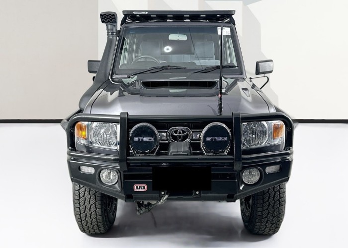 Used 1
                    TOYOTA
                     for Sale Image