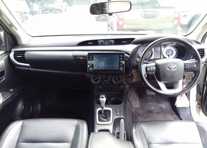 Used 6
                    TOYOTA
                     for Sale Image