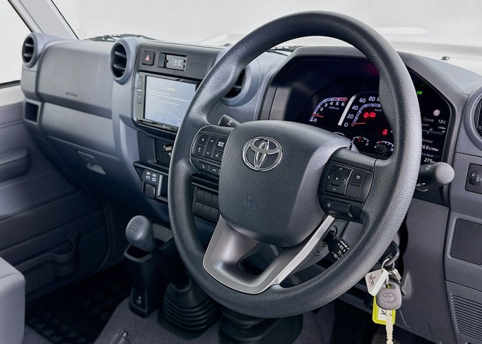 Used 1
                    TOYOTA
                     for Sale Image