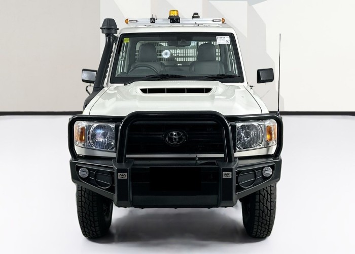 Used 1
                    TOYOTA
                     for Sale Image