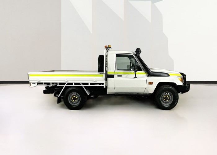 Used 1
                    TOYOTA
                     for Sale Image