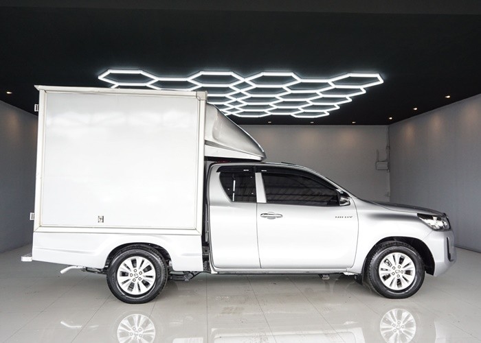 Used 5
                    TOYOTA
                     for Sale Image