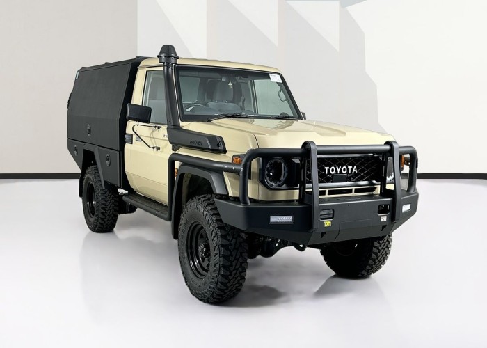 Used 1
                    TOYOTA
                     for Sale Image