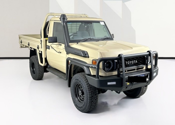 Used 1
                    TOYOTA
                     for Sale Image