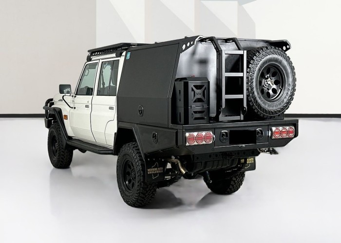 Used 1
                    TOYOTA
                     for Sale Image