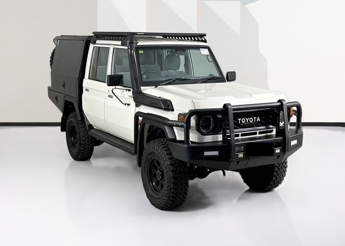 Used 1
                    TOYOTA
                     for Sale Image