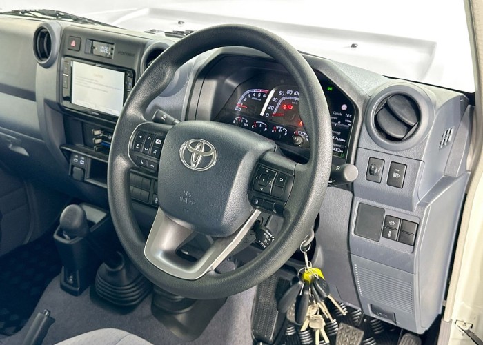 Used 1
                    TOYOTA
                     for Sale Image