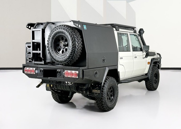 Used 1
                    TOYOTA
                     for Sale Image