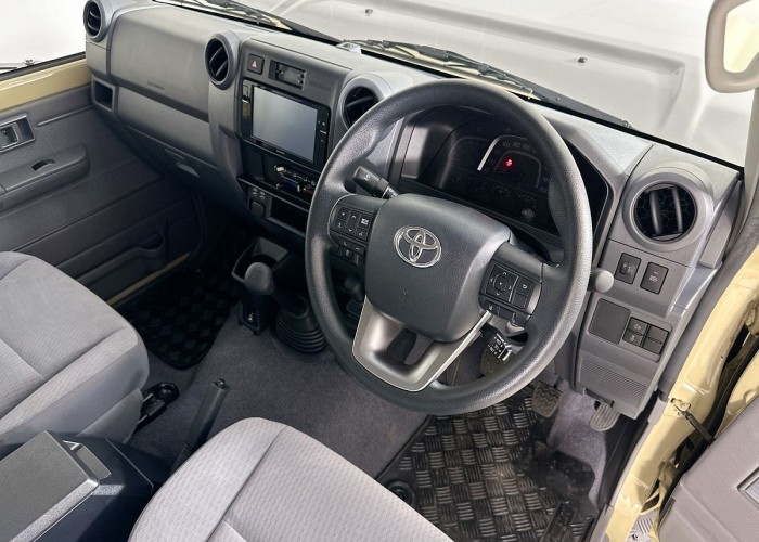 Used 1
                    TOYOTA
                     for Sale Image