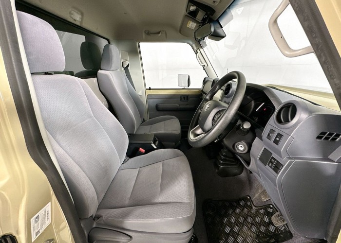 Used 1
                    TOYOTA
                     for Sale Image