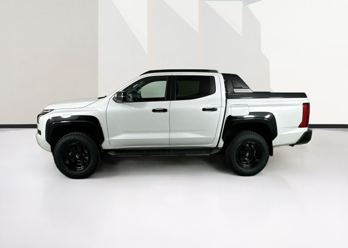 Used 1
                    MITSUBISHI
                     for Sale Image