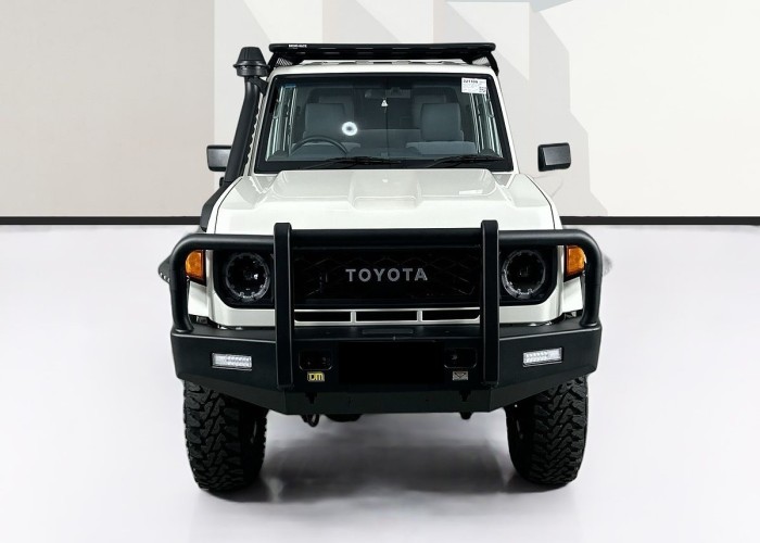 Used 1
                    TOYOTA
                     for Sale Image