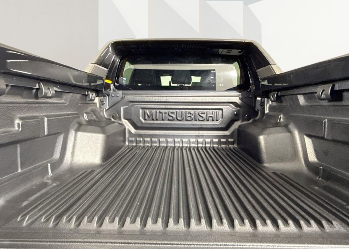 Used 1
                    MITSUBISHI
                     for Sale Image