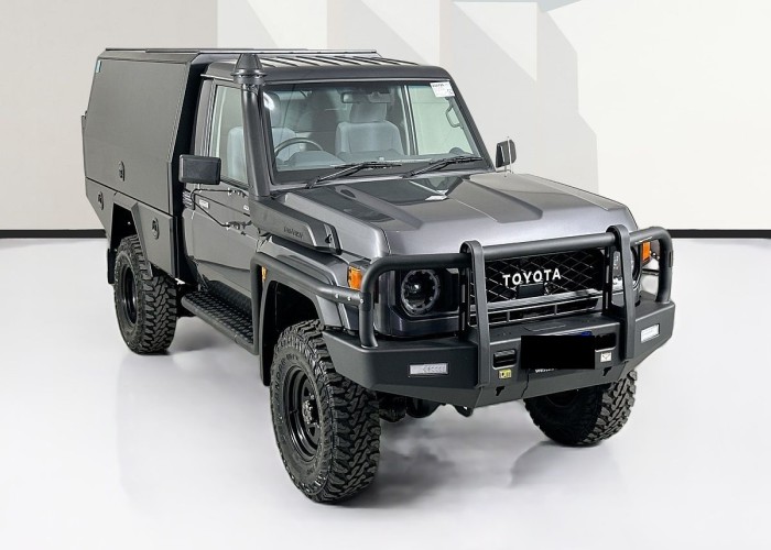 Used 1
                    TOYOTA
                     for Sale Image