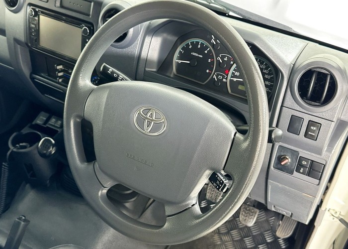 Used 1
                    TOYOTA
                     for Sale Image