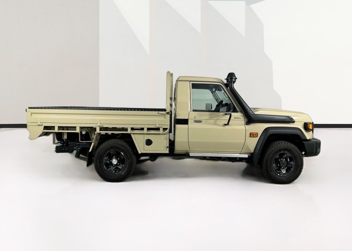 Used 1
                    TOYOTA
                     for Sale Image